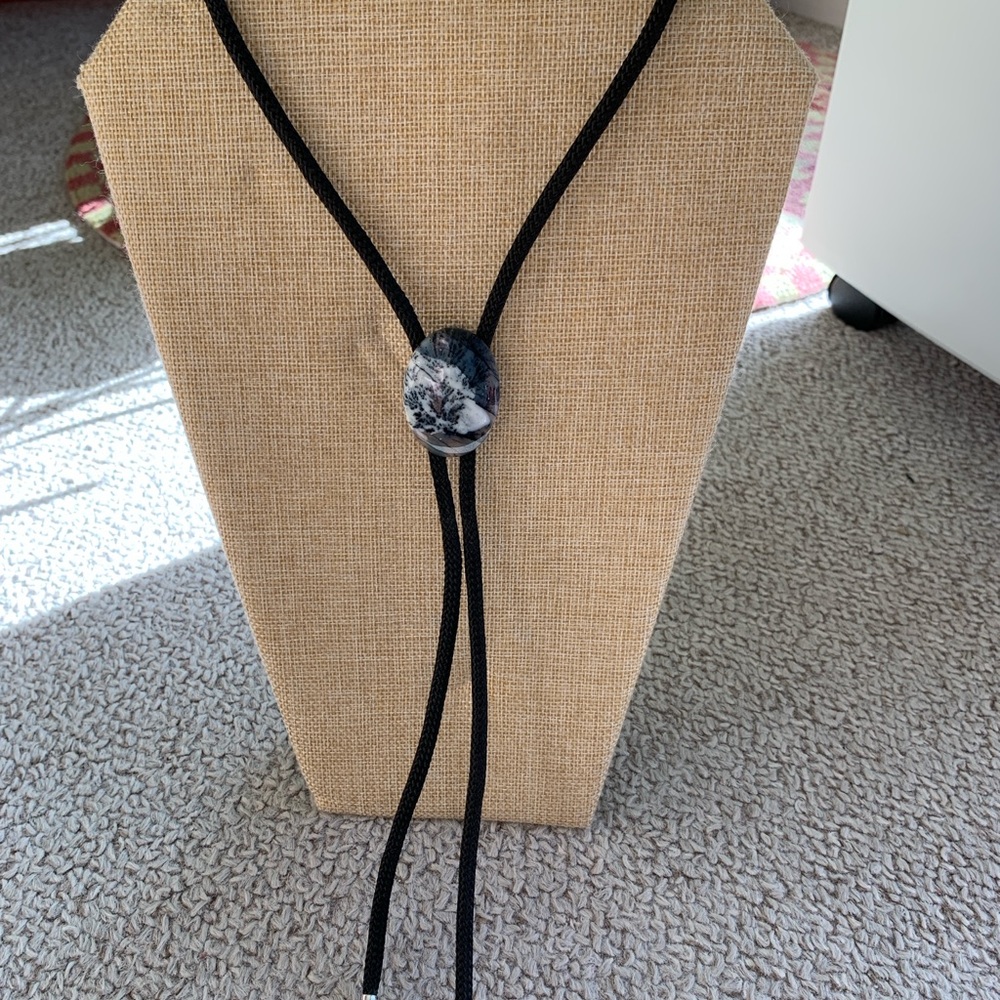 Vintage Stone Bolo Tie with Black Braided Cord - Picture 8 of 9